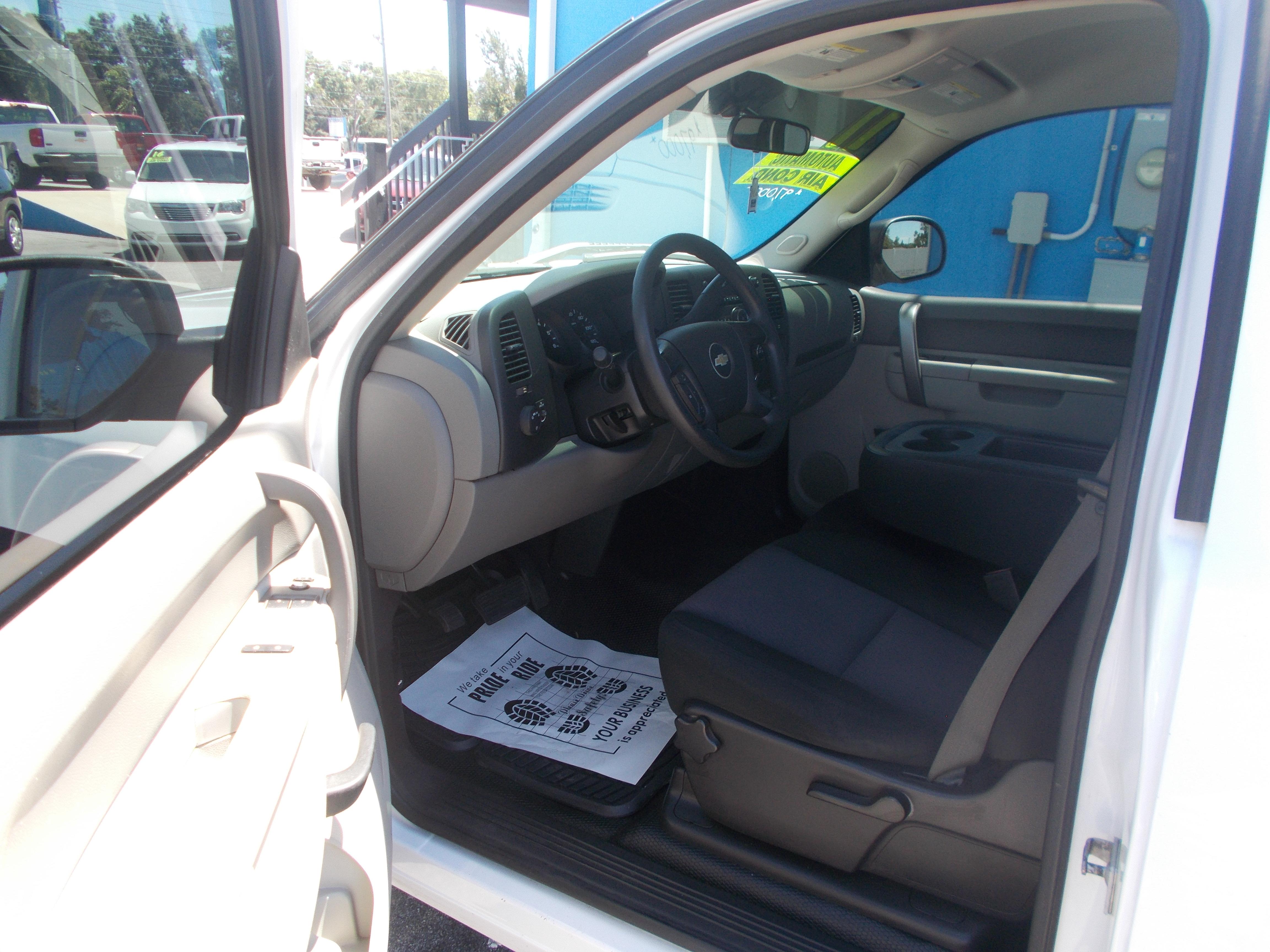 chevrolet silverado 1500 2011 1GCNCPEA2BZ462596 image chevrolet silverado 1500 2011 1GCNCPEA2BZ462596 image